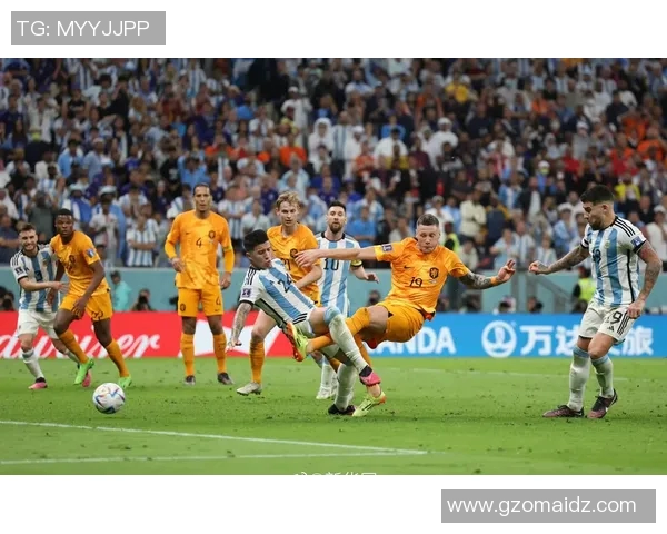 荷兰队成功晋级欧洲杯四强：重返辉煌之巅