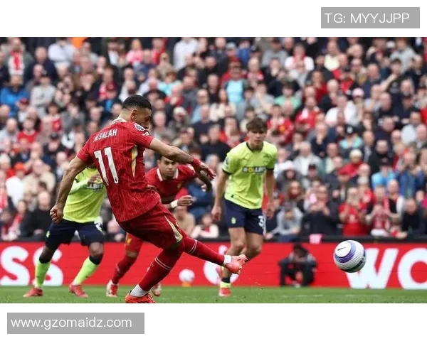 梅开二度!法兰克福前锋助球队取得关键胜利